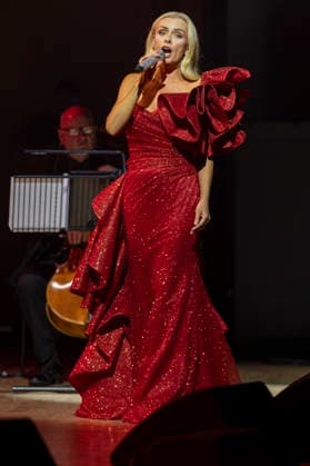 Katherine Jenkins performs at Bridgewater Hall Katherine Jenkins OBE performs at Bridgewater Hall, Manchester, England, on the first night of her 25th Anniversary Tour, Credit:Mike Gray MIKE GRAY - B4227 Avalon  Copyright: xMikexGrayx xMIKExGRAYx-xB4227x xAvalonx 1140146596