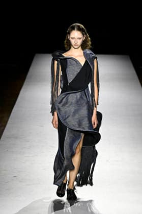 Yohji Yamamoto Women s Ready-to-Wear Spring Summer 2027 Collection Fashion Show during Paris Fashion Week, on October 2, 2026 Bestimage Yohji Yamamoto Fashion Show Women s Ready-to-Wear Spring Summer 2027 Collection during Paris Fashion Week, on October 2, 2026, in Paris, France Paris France Copyright: xAgencex xBestimagexAgencex xBestimagex