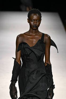 Yohji Yamamoto Women s Ready-to-Wear Spring Summer 2027 Collection Fashion Show during Paris Fashion Week, on October 2, 2026 Bestimage Yohji Yamamoto Fashion Show Women s Ready-to-Wear Spring Summer 2027 Collection during Paris Fashion Week, on October 2, 2026, in Paris, France Paris France Copyright: xAgencex xBestimagexAgencex xBestimagex