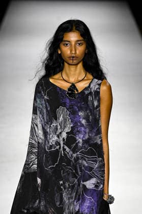 Yohji Yamamoto Women s Ready-to-Wear Spring Summer 2027 Collection Fashion Show during Paris Fashion Week, on October 2, 2026 Bestimage Yohji Yamamoto Fashion Show Women s Ready-to-Wear Spring Summer 2027 Collection during Paris Fashion Week, on October 2, 2026, in Paris, France Paris France  Copyright: xAgencex xBestimagexAgencex xBestimagex