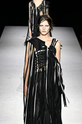 Yohji Yamamoto Women s Ready-to-Wear Spring Summer 2027 Collection Fashion Show during Paris Fashion Week, on October 2, 2026 Bestimage Yohji Yamamoto Fashion Show Women s Ready-to-Wear Spring Summer 2027 Collection during Paris Fashion Week, on October 2, 2026, in Paris, France Paris France  Copyright: xAgencex xBestimagexAgencex xBestimagex
