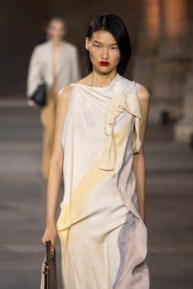 Victoria Beckham Women s Ready-to-Wear Spring Summer 2027 Collection Fashion Show during Paris Fashion Week, on October 2, 2026, in Paris, Bestimage Victoria Beckham Fashion Show Women s Ready-to-Wear Spring Summer 2027 Collection during Paris Fashion Week, on October 2, 2026, in Paris, France Paris France  Copyright: xAgencex xBestimagexAgencex xBestimagex