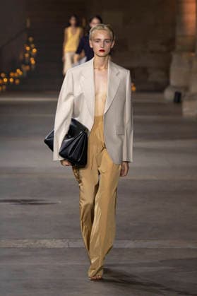 Victoria Beckham Women s Ready-to-Wear Spring Summer 2027 Collection Fashion Show during Paris Fashion Week, on October 2, 2026, in Paris, Bestimage Victoria Beckham Fashion Show Women s Ready-to-Wear Spring Summer 2027 Collection during Paris Fashion Week, on October 2, 2026, in Paris, France Paris France  Copyright: xAgencex xBestimagexAgencex xBestimagex