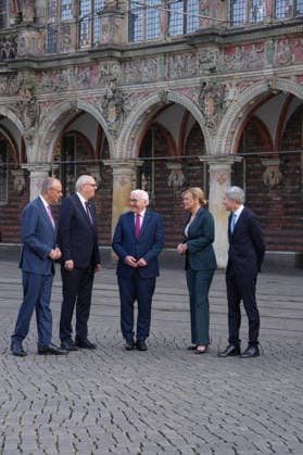 Unification Day celebrations in Bremen: Federal Chancellor Friedrich Merz (CDU), together with Andreas Bovenschulte, President of the Bundesrat, Federal President Frank-Walter Steinmeier, Bundestag President Julia Kloeckner, and Stephan Harbarth, President of the Federal Constitutional Cou
