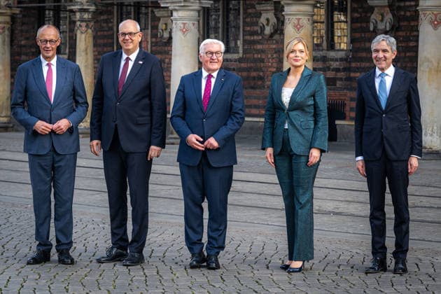 Celebrating German Unity Day in Bremen: German Unity Day 2026 celebrations, Bremen, October 3, 2026, Bremen, Germany, October 3, 2026 Celebrat Tag d. Dt. Einheit 3.10.26 LR-1090