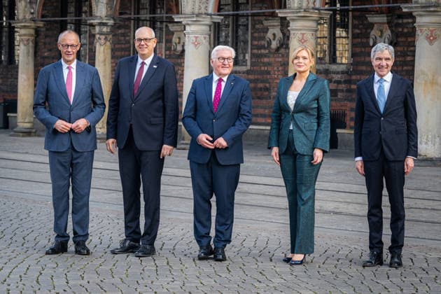 Celebrating German Unity Day in Bremen: German Unity Day 2026 celebrations, Bremen, October 3, 2026, Bremen, Germany, October 3, 2026 Celebrat Tag d. Dt. Einheit 3.10.26 LR-1093