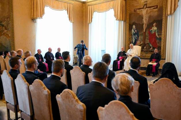 ITALY - PRIVATE AUDIENCE - VATICAN-2026 10 3 Italy, Rome, Vatican, 2026 10 3 Pope Leo XIV receives Community of the Pontifical Teutonic College of Santa Maria in Campo Santo, on the 150th anniversary of its founding in a private audience at The Vatican . EDITORIAL USE ONLY - NO BOOKS Copyright: xVATICANxMEDIA xCatholicxPressxPhotox