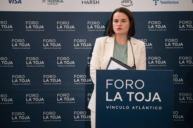 Third Day of the La Toja Vínculo Atlántico Forum Belarusian democratic opposition leader Svetlana Tikhanovskaya during the La Toja Vínculo Atlántico Forum on October 3, 2026, in O Grove, Pontevedra, Galicia, Spain. The La Toja Atlantic Link Forum is a renowned annual forum for debate and reflection focused on the defense of liberal democracy, the Atlantic link, and international cooperation. Founded in 2019 on the initiative of Josep Piqué, Amancio López Seijas, and the Hotusa Group, it brings together prominent political and business leaders, academics, and representatives of civil society on the island of La Toja. OCTOBER 3, 2026 Elena Ferná O Grove, Pontevedra, Galicia O Grove, Pontevedra, Galicia, Spain Copyright: xElenaxFernandezx 7817528