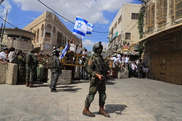 Israeli forces raid Hebron on Sukkot holiday HEBRON, WEST BANK, PALESTINE - OCTOBER 03: Israeli soldiers restrict the movement of Palestinians and take security measures as they raid the Old Town on the occasion of Sukkot feast in Hebron, West Bank, Palestine on October 03, 2026. Amer Shallodi Anadolu Hebron West Bank. Editorial use only. Please get in touch for any other usage. Copyright: x2026xAnadoluxAmerxShallodix