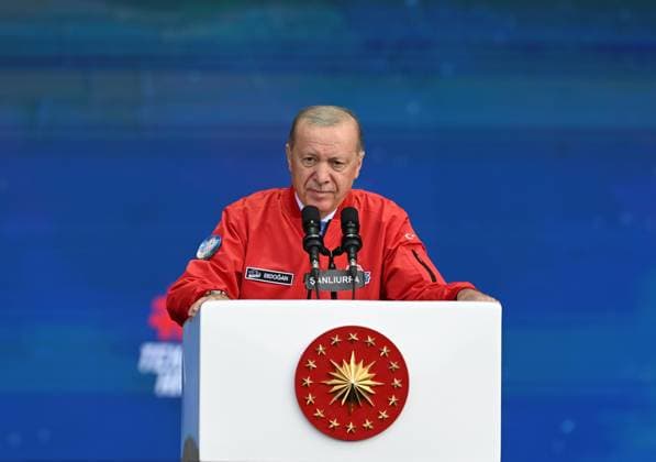 Turkish President Recep Tayyip Erdogan in TEKNOFEST Southeast Sanliurfa SANLIURFA, TURKIYE - OCTOBER 03 : Turkish President Recep Tayyip Erdogan delivers a speech during his visit to the Aviation, Space and Technology Festival (TEKNOFEST) Southeast at Sanliurfa GAP Airport in Sanliurfa, Turkiye on October 03, 2026. Harun Ozalp Anadolu Sanliurfa Turkey. Editorial use only. Please get in touch for any other usage.  Copyright: x2026xAnadoluxHarunxOzalpx