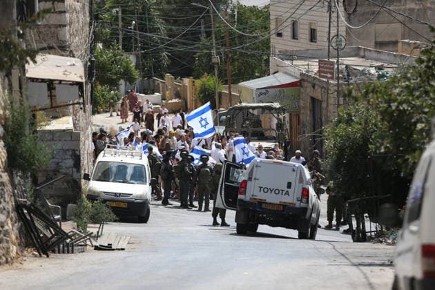 Israeli Soldiers Restrict Palestinian Movement During Settler Tour in Hebron Israeli soldiers restrict the movement of Palestinians and take security measures during a tour by Israeli settlers in the Old City of Hebron, in the West Bank, on October 3, 2026, during the Jewish holiday of Sukkot. Photo by Mamoun Wazwaz apaimages Hebron West Bank Palestinian Territory 031026_Hebron_MW_00(53) Copyright: xapaimagesxMamounxWazwazx xapaimagesx