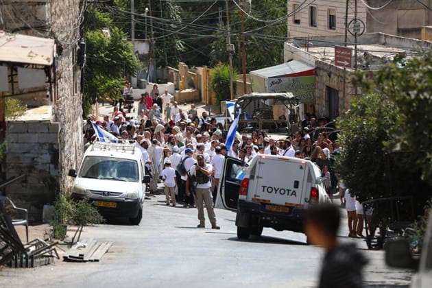 Israeli Soldiers Restrict Palestinian Movement During Settler Tour in Hebron Israeli soldiers restrict the movement of Palestinians and take security measures during a tour by Israeli settlers in the Old City of Hebron, in the West Bank, on October 3, 2026, during the Jewish holiday of Sukkot. Photo by Mamoun Wazwaz apaimages Hebron West Bank Palestinian Territory 031026_Hebron_MW_00(16) Copyright: xapaimagesxMamounxWazwazx xapaimagesx