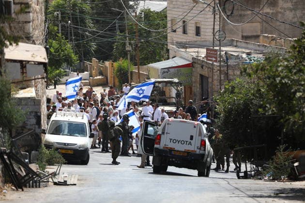 Israeli Soldiers Restrict Palestinian Movement During Settler Tour in Hebron Israeli soldiers restrict the movement of Palestinians and take security measures during a tour by Israeli settlers in the Old City of Hebron, in the West Bank, on October 3, 2026, during the Jewish holiday of Sukkot. Photo by Mamoun Wazwaz apaimages Hebron West Bank Palestinian Territory 031026_Hebron_MW_00(2) Copyright: xapaimagesxMamounxWazwazx xapaimagesx