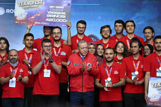 Turkish President Erdogan visits the TEKNOFEST Southeast in Sanliurfa SANLIURFA, TURKIYE - OCTOBER 03: Turkish President Recep Tayyip Erdogan visits the Aerospace, Space and Technology Festival (TEKNOFEST) Southeast at Sanliurfa GAP Airport in Sanliurfa, Turkiye on October 3, 2026. Harun Ozalp Anadolu Sanliurfa Turkey. Editorial use only. Please get in touch for any other usage. Copyright: x2026xAnadoluxHarunxOzalpx