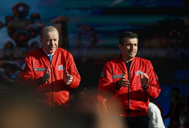 Turkish President Erdogan visits the TEKNOFEST Southeast in Sanliurfa SANLIURFA, TURKIYE - OCTOBER 03: Turkish President Recep Tayyip Erdogan visits the Aerospace, Space and Technology Festival (TEKNOFEST) Southeast at Sanliurfa GAP Airport in Sanliurfa, Turkiye on October 3, 2026. Harun Ozalp Anadolu Sanliurfa Turkey. Editorial use only. Please get in touch for any other usage. Copyright: x2026xAnadoluxHarunxOzalpx