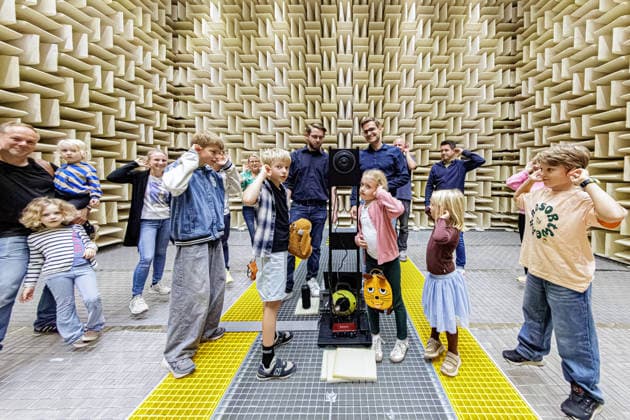 October 3, 2026, Düsseldorf: At this year’s TürenAuf Tag mit der Maus, children and parents will experience amazing acoustic experiments in an anechoic chamber at Düsseldorf University of Applied Sciences. Düsseldorf University of Applied Sciences, Münsterstraße, North Rhine-Westphalia, Germany
