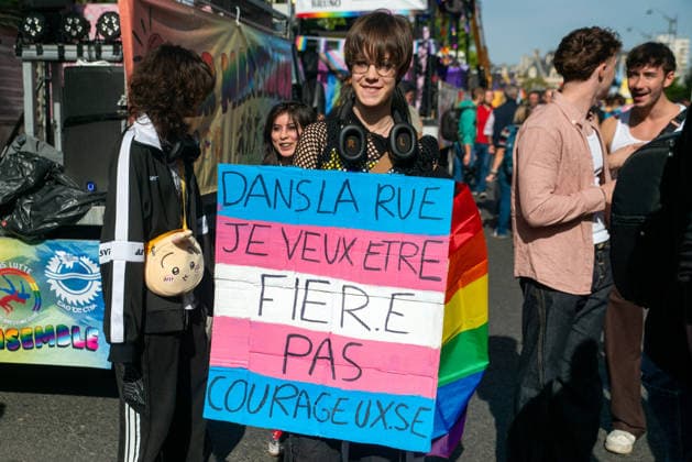 Thousands March During Pride Parade - Paris Thousands of people march from Place d Italie to Bastille during the Pride Parade to defend the rights of LGBTQ+ individuals in Paris, France on October 3, 2026. Photo by Denis Prezat ABACAPRESS.COM Paris France Copyright: xPrezatxDenis ABACAx