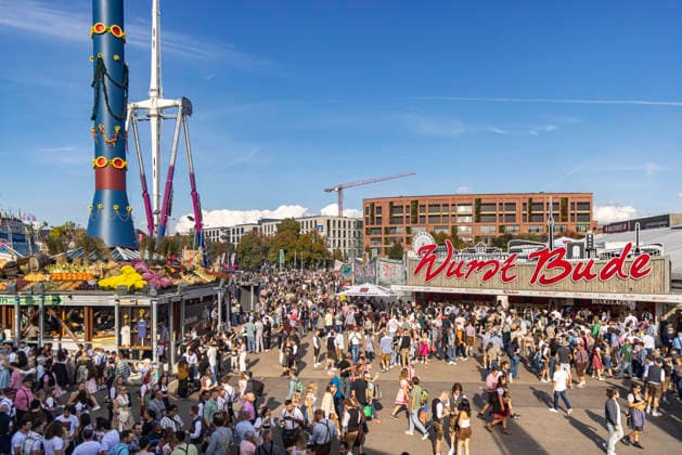 Busy Times at the Cannstatter Wasen According to the organizers, the Cannstatter Volksfest is one of the most beautiful and largest folk festivals in the world. On the holiday, the festival grounds were very well attended. A total of about three million guests are expected. October 3, 2026, Stuttgart, Baden-Württemberg, Germany