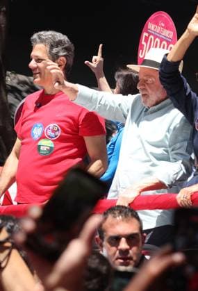 RECORD DATE NOT STATED Lula takes a walk along Paulista Avenue and continues along Augusta Street. Sao Paulo (SP), October 3, 2026 2026 Elections Lula President and candidate for re-election Luiz Inacio Lula da Silva (PT) participates in a walk on Paulista Avenue, in Sao Paulo, in the last campaign event before the first round of elections. The mobilization continues along Augusta Street towards Roosevelt Square. Lula is accompanied by allies, including Fernando Haddad, Geraldo Alckmin, Marina Silva, and Simone Tebet.(Foto: Leco Viana Thenews2 imago images) Lula takes a walk along Paulista Avenue and continues along Augusta Street.  Copyright: xLecoxVianax