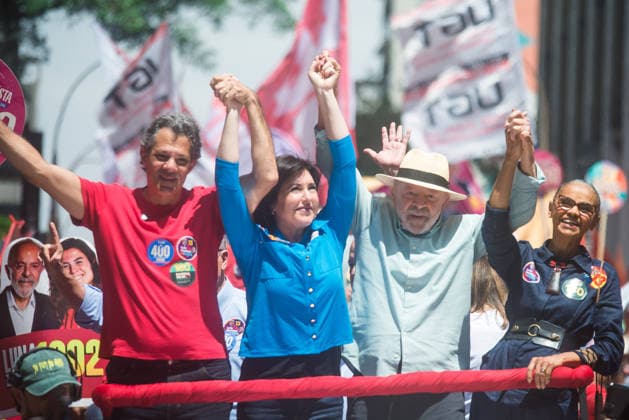 SaO PAULO, SP - 03.10.2026: CAMINHADA REuNE LULA E HADDAD EM SP - President and candidate for re-election Luiz Inacio Lula da Silva participates this Saturday (3), with Fernando Haddad, Simone Tebet and Marina Silva in a campaign walk on Avenida Paulista, in Sao Paulo. In the photo, Luiz Inacio Lula da Silva, Fernando Haddad, Simone Tebet and Marina Silva. x3024139x  VincentxBosson