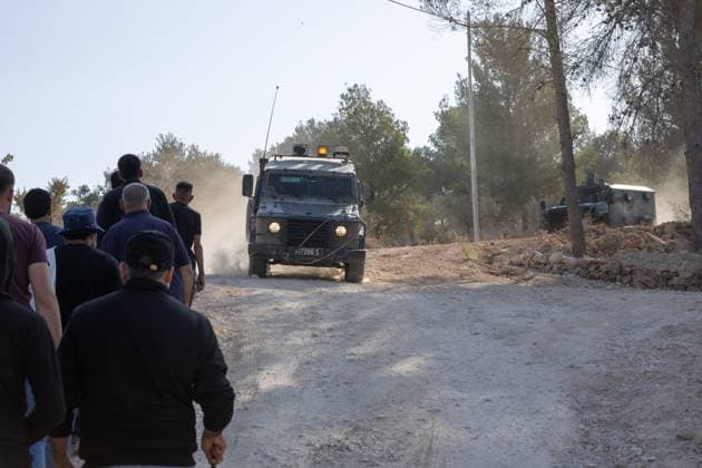 Israeli Forces Arrested Palestinian Farmers Attempting To Harvest Olives Near Beita JABAL KAMAS, BEITA, PALESTINE OCTOBER 3, 2026: Israeli forces arrested seven Palestinian residents who were attempting to harvest their land in Jabal Kamas, near Beita. According to the provided information, nearly 20 Israeli settlers from the Mevaser Hashalom outpost, also known as Herald of Peace, attacked the farmers as they began working, while Israeli soldiers opened live fire. The military later arrested seven Palestinian residents and declared the area a closed military zone. The incident occurred as Palestinian farmers attempted to access and harvest their agricultural land near Beita. Nablus PS Copyright: x xRomanxLevinx xJNAxPressx