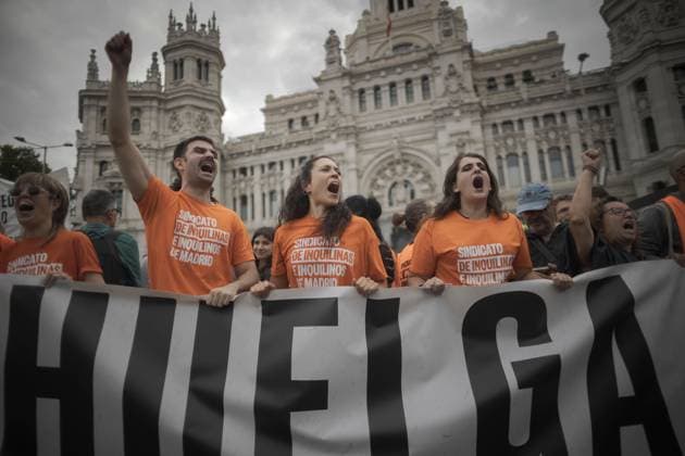 October 3, 2026, Madrid, Spain: MADRID, SPAIN †OCTOBER 3, 2026: Tens of thousands of people took part in a housing rights demonstration in Madrid organized by the Madrid Tenants Union, which called for a general strike across Spain until measures against real estate speculation in Madrid are approved. The march came one week after a large protest encampment began at Puerta del Sol. The encampment prompted the government to approve two decrees containing housing measures demanded by activists, although Parliament rejected the measures the previous Friday. Demonstrators marched through Madrid as part of the ongoing campaign over housing rights and measures addressing real estate speculation. Madrid Spain - ZUMAq101 20261003_zna_q101_102 Copyright: xJairoxVargasxMartoÂNx