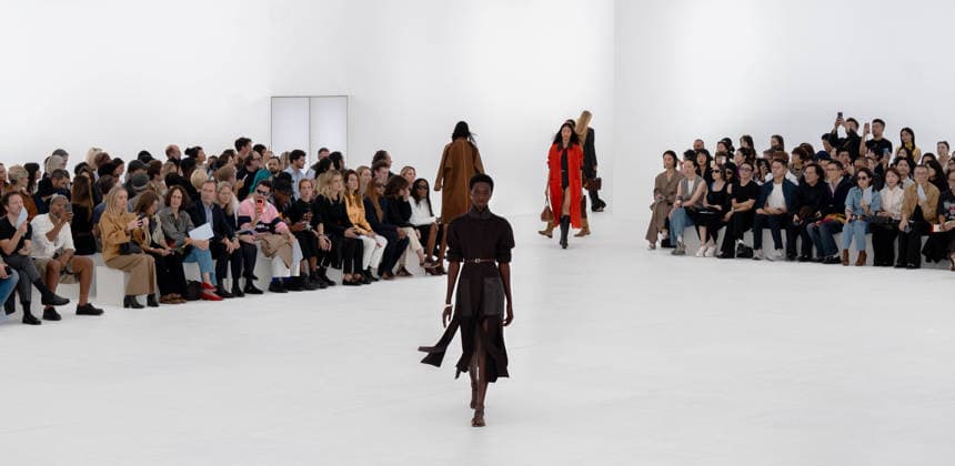 PARIS FASHION WEEK SPRING AND 27 WOMEN S READY-TO-WEAR HERMES sylvie lefort photography MAXPPP 03 10 2026 @Sylvie Lefort Photography MAXPPP October 3, 2026 Models showcase creations from the HERMÈS Women’s Spring Summer 2027 collection during Paris Fashion Week in Paris, France, October 3, 2026. The presentation of the women’s collections ran from September 28 to October 6, 26.  Copyright: xMAXPPPxsylviexlefortxphotographyx LFR202610035940 LFR202610035940