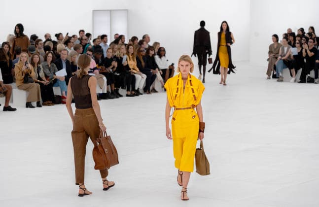 PARIS FASHION WEEK SPRING AND 27 WOMEN S READY-TO-WEAR HERMES sylvie lefort photography MAXPPP 03 10 2026 @Sylvie Lefort Photography MAXPPP October 3, 2026 Models showcase creations from the HERMÈS Women’s Spring Summer 2027 collection during Paris Fashion Week in Paris, France, October 3, 2026. The presentation of the women’s collections ran from September 28 to October 6, 26.  Copyright: xMAXPPPxsylviexlefortxphotographyx LFR202610035944 LFR202610035944