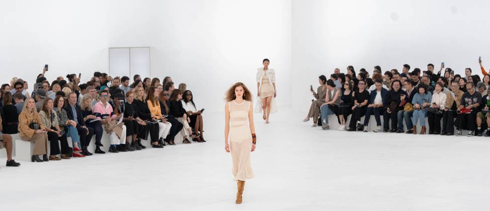 PARIS FASHION WEEK SPRING SUMMER 2027 HERMÈS WOMEN S READY-TO-WEAR sylvie lefort photography MAXPPP 03 10 2026 @Sylvie Lefort Photography MAXPPP October 3, 2026 Models showcase designs from the HERMES Women’s Spring Summer 2027 collection during Paris Fashion Week in Paris, France, October 3, 2026. The presentation of the women’s collections took place from September 28 to October 6, 26.  Copyright: xMAXPPPxsylviexlefortxphotographyx LFR202610035899 LFR202610035899