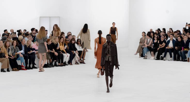 PARIS FASHION WEEK SPRING SUMMER 2027 HERMÈS WOMEN S READY-TO-WEAR sylvie lefort photography MAXPPP 03 10 2026 @Sylvie Lefort Photography MAXPPP October 3, 2026 Models showcase designs from the HERMES Women’s Spring Summer 2027 collection during Paris Fashion Week in Paris, France, October 3, 2026. The presentation of the women’s collections took place from September 28 to October 6, 26.  Copyright: xMAXPPPxsylviexlefortxphotographyx LFR202610035927 LFR202610035927