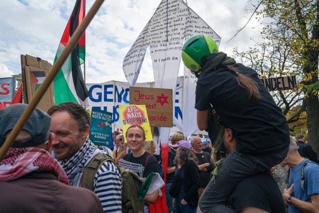 October 3, 2026, Berlin, Berlin, Germany: Thousands of people of all ages, including many school-age teenagers, marched through Berlinâ€⠢s Mitte district to protest mandatory military service, cuts to social services and increased spending on the arms industry. Berlin Germany - ZUMAk201 20261003_zip_k201_007 Copyright: xNikosxKanistrasx