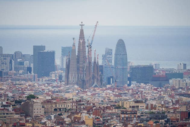 Red alert for extreme weather in Barcelona, Spain. Views of the Sagrada Familia, the Glories viewpoint and the Poblenou 22@ district from a high point in the city before ES-Alert for extreme weather in Promenade, Barcelona, Spain, on October 3, 2026. Barcelona Promenade Barcelona Spain