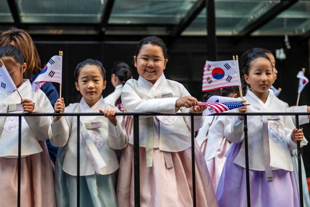 October 3, 2026, New York, New York, USA: 2026 NYC Korean parade participants pose for a photo on their float. New York USA - ZUMAh214 20261003_znp_h214_017 Copyright: xSDxHerzogx