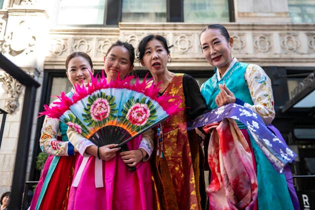 October 3, 2026, New York, New York, USA: 2026 NYC Korean parade participants pose for a photo on their float. New York USA - ZUMAh214 20261003_znp_h214_018 Copyright: xSDxHerzogx