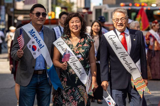 October 3, 2026, New York, New York, USA: Grand marshals of the 2026 NYC Korean Parade pose for a photo before the start of the march. New York USA - ZUMAh214 20261003_znp_h214_036 Copyright: xSDxHerzogx
