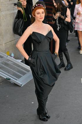 PFW Vivienne Westwood Outside Arrivals Rose McGowan arriving at the Vivienne Westwood show during Paris Fashion Week, in Paris, France on 3 October 2026. Photo by Julien Reynaud APS-Medias ABACAPRESS.COM Paris France  Copyright: xReynaudxJulien APS-Medias ABACAx