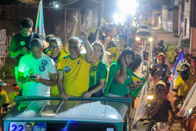 MACEIo, AL - 03.10.2026: CARREATA ALFREDO GASPAR EM MACEIo - Vice-presidential candidate Alfredo Gaspar (PL), after touring the northeast in this last week of campaigning, concluded on Saturday night (3) a large motorcade in Maceio, starting from Benedito Bentes, passing along the coast of the Alagoas capital to the historic neighborhood of Jaragua, accompanied by Senate candidate Arthur Lira (PP) and candidates State Deputy Cabo Bebeto (PL) and Federal Deputy Fabio Costa, a large number of supporters were present in this motorcade x3024530x  GUIDOxJR.