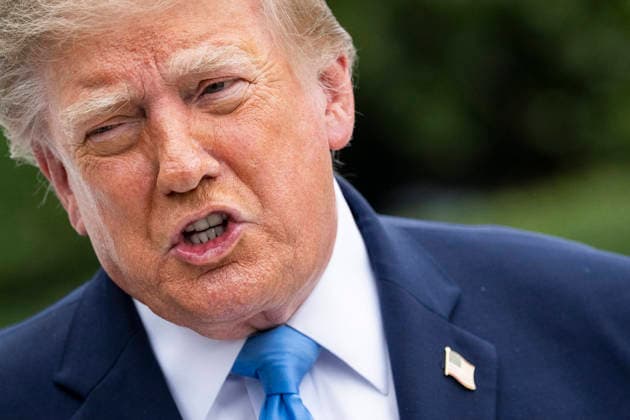 October 3, 2026, Washington, District Of Columbia, USA: United States President Donald J Trump speaks to members of the media before boarding Marine One on the South Lawn of the White House, in Washington, DC, USA, 3 October 2026. President Trump is traveling to Ohio for a rally as he campaigns with Republican Party candidates before midterm elections Washington USA  - ZUMAs152 20261003_faa_s152_012 Copyright: xGraemexSloan-PoolxviaxCNPx