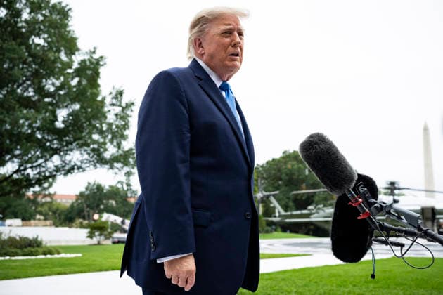 October 3, 2026, Washington, District Of Columbia, USA: United States President Donald J Trump speaks to members of the media before boarding Marine One on the South Lawn of the White House, in Washington, DC, USA, 3 October 2026. President Trump is traveling to Ohio for a rally as he campaigns with Republican Party candidates before midterm elections Washington USA - ZUMAs152 20261003_faa_s152_034 Copyright: xGraemexSloan-PoolxviaxCNPx