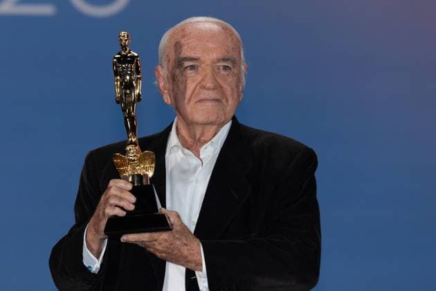 October 4, 2026: TO-45341 & x2013; Mexico City. October 3, 2026. Demetrio Bilbatua wins an Ariel Award at the 68th Ariel Awards ceremony presented by the Mexican Academy of Cinematographic Arts and Sciences (AMACC), held at Churubusco Studios in Mexico City. Clasos.com.mx - ZUMAcs4_ 20261004_faa_cs4_061 Copyright: xMikaxRoblesx
