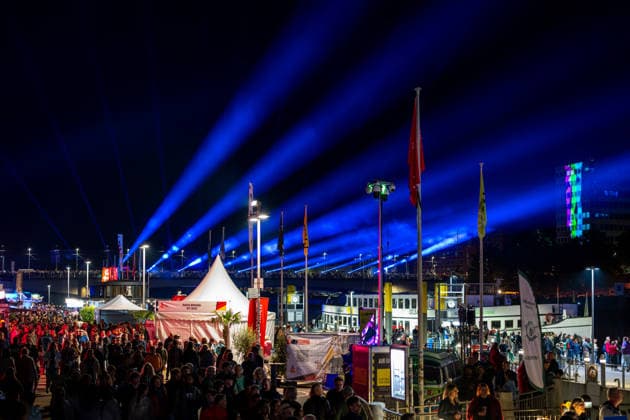 Celebrating German Unity Day in Bremen: German Unity Day 2026 celebrations, Bremen, October 3, 2026; Bremen, public festival, Fanta Vier concert, Illuminatin at the Schlachte, light show; Bremen, Germany, October Fanta4 + Illumination HB 3.10.26 LR-1527