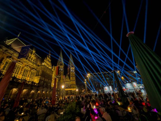 Celebrating German Unity Day in Bremen: German Unity Day 2026 Celebrations, Bremen, October 3, 2026, Bremen, public festival, Fanta Vier concert, illuminations along the Schlachte, light show in Bremen, Germany, Oct Fanta4 + Illumination HB 3.10.26 LR-6347