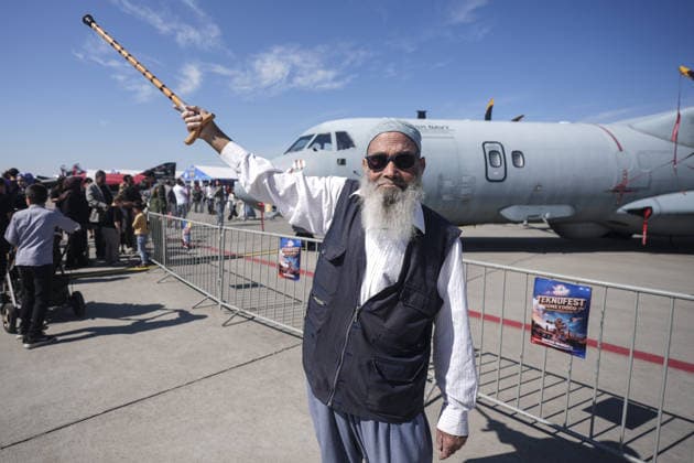TEKNOFEST Southeast in Turkiye s Sanliurfa SANLIURFA, TURKIYE - OCTOBER 4: People continue to visit the TEKNOFEST Southeast, world s largest aviation, space, and technology festival welcomes its visitors at the Sanliurfa GAP Airport for its 15th edition in Sanliurfa, Turkiye, on October 4, 2026. Agit Erdi Ulukaya Anadolu Sanliurfa Turkey. Editorial use only. Please get in touch for any other usage.  Copyright: x2026xAnadoluxAgitxErdixUlukayax