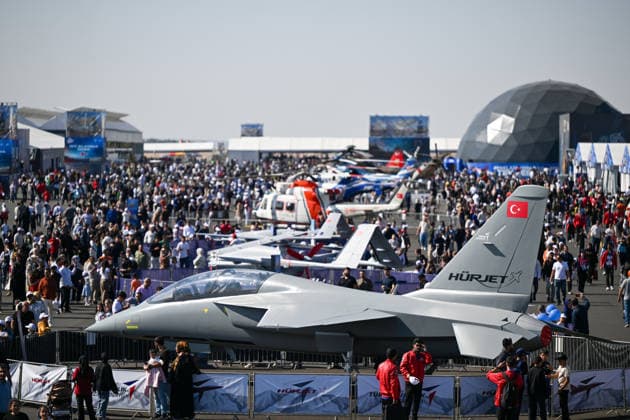 TEKNOFEST Southeast in Turkiye s Sanliurfa SANLIURFA, TURKIYE - OCTOBER 04: Visitors view HURJET, Turkiye s domestically developed jet trainer and light attack aircraft, on display during TEKNOFEST at Sanliurfa GAP Airport in Sanliurfa, Turkiye, on October 04, 2026. The festival is organized by the Turkish Ministry of Industry and Technology and the T3 Foundation, with Anadolu serving as its Global Communication Partner. Adsiz Gunebakan Anadolu Sanliurfa Turkey. Editorial use only. Please get in touch for any other usage.  Copyright: x2026xAnadoluxAdsizxGunebakanx