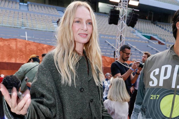 Uma Thurman in the front row at the Lacoste Women s Ready-to-Wear Spring Summer 2027 show during Paris Fashion Week (PFW) at Roland Garros in Paris, France, on October 4, 2026. Olivier Borde, bestimage. Front row at the Lacoste Women’s Spring Summer 2027 ready-to-wear show as part of Paris Fashion Week on October 4, 2026, in Paris, France. Paris, France  Copyright: xOLIVIERxBORDEx xBESTIMAGExOLIVIERxBORDEx xBESTIMAGEx