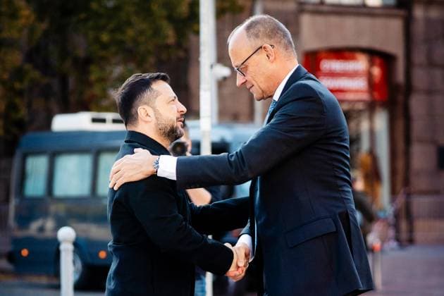 Kyiv, Ukraine, October 4, 2026 Ukrainian President Volodymyr Zelenskyy and German Chancellor Friedrich Merz (CDU). Photo: German Federal Government, Tobias Koch Copyright: xBundesregierung TobiasxKoch dtsxNachrichtenagenturx dts_137081