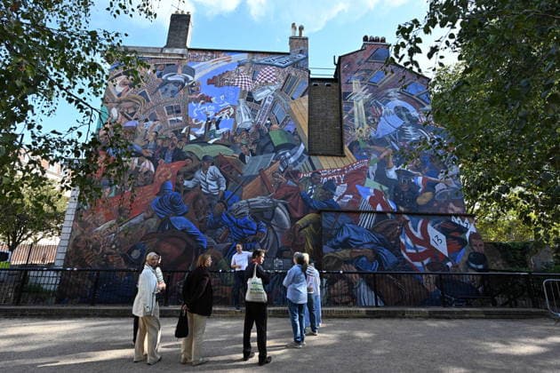 October 4, 2026, London, London, UK: London, UK. A view of The Cable Street Mural on this day marking the 90th anniversary of The Battle of Cable Street created by Dave Binnington, Paul Butler, Ray Walker, and Desmond Rochfort during the years 1979 to 1983, it serves as a tribute to the historic events of the Battle of Cable Street in 1936. London UK - ZUMAl94_ 20261004_zaf_l94_025 Copyright: xRayxTangx
