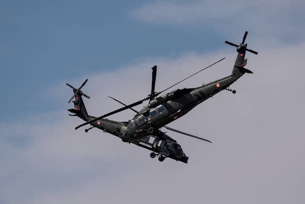 TEKNOFEST Southeast in Turkiye s Sanliurfa SANLIURFA, TURKIYE - OCTOBER 04: The Turkish Gendarmerie s Steel Wings perform a demonstration flight during the Aviation, Space and Technology Festival (TEKNOFEST) at Sanliurfa GAP Airport in Sanliurfa, Turkiye, on October 04, 2026. The festival is organized by the Turkish Ministry of Industry and Technology and the Turkiye Technology Team (T3) Foundation, with Anadolu serving as its Global Communication Partner. Arman Onal Anadolu Sanliurfa Turkey. Editorial use only. Please get in touch for any other usage.  Copyright: x2026xAnadoluxArmanxOnalx