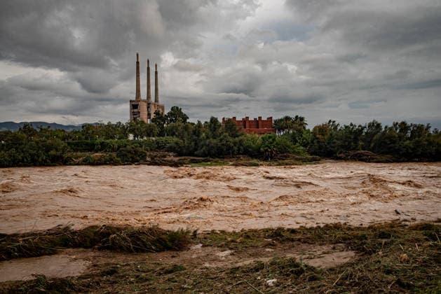 October 4, 2026, Sant Adria Del Besos, Barcelona, Spain: The mouth of the Besos River, north of Barcelona, is swollen and laden with sediment after a night of torrential rain across Catalonia. The storm brought exceptional rainfall to the Barcelona metropolitan area, with more than 200 litres per square metre recorded in parts of the region. The Besos rose sharply overnight, prompting authorities to warn of an imminent risk of flooding. Sant Adria Del Besos Spain - ZUMAb137 20261004_fap_b137_003 Copyright: xJordixBoixareux