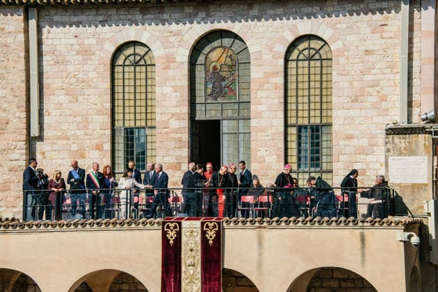 IPA89293530 - ASSISI - October 4, 2026 - Basilica of St. Francis - celebration of the feast day of St. Francis, patron saint of Italy, with the participation of President of the Republic Sergio Mattarella. Following Holy Mass, a speech from the loggia. The arrival of political and religious dignitaries.  Copyright: xemanuelaxbianconix xx IPA89293530